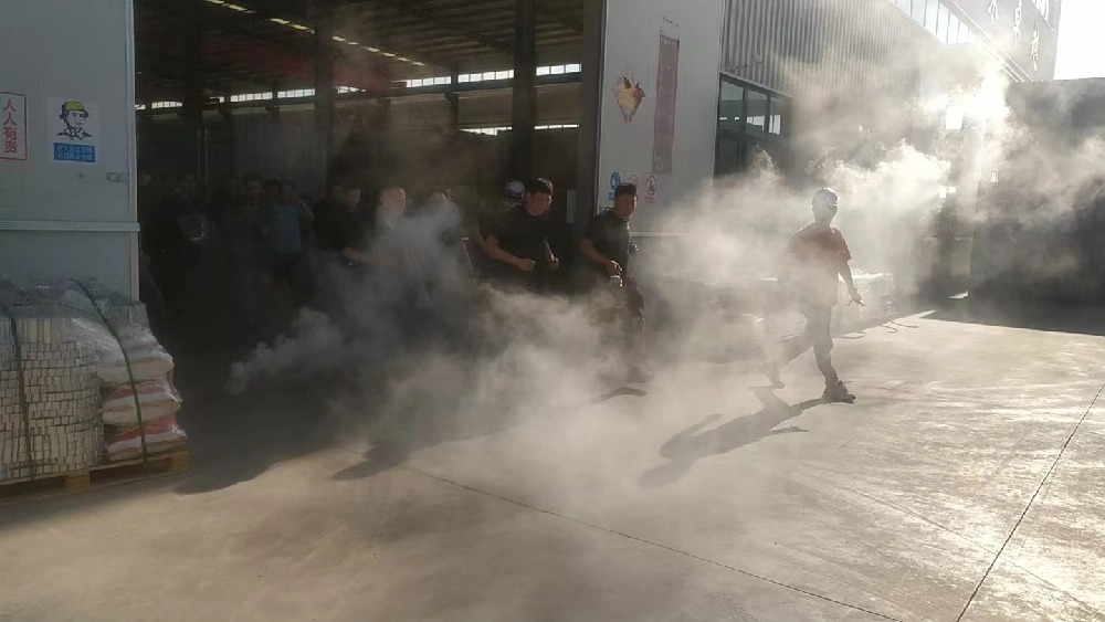 Lakukan pelatihan keselamatan dan pelarian latihan untuk memperkuat lini pertahanan keselamatan produksi